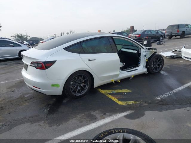 Photo 3 VIN: 5YJ3E1EA7NF358968 - TESLA MODEL 3 