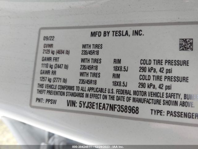 Photo 8 VIN: 5YJ3E1EA7NF358968 - TESLA MODEL 3 