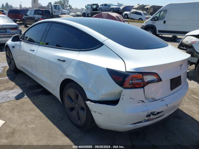 Photo 2 VIN: 5YJ3E1EA7NF374328 - TESLA MODEL 3 