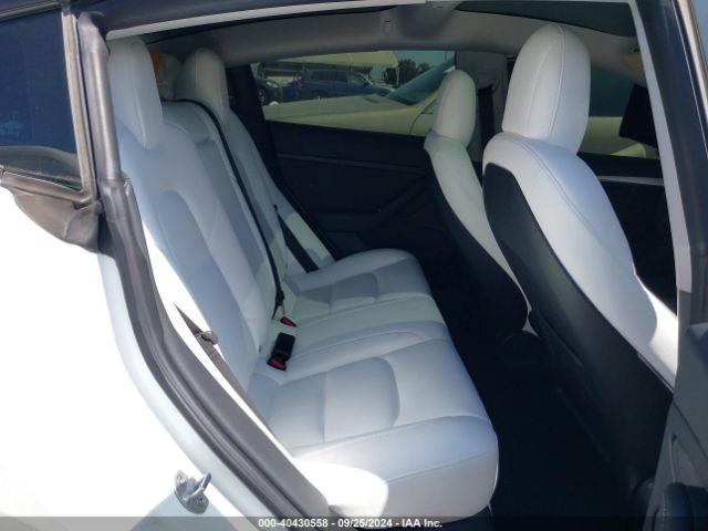 Photo 7 VIN: 5YJ3E1EA7NF374328 - TESLA MODEL 3 