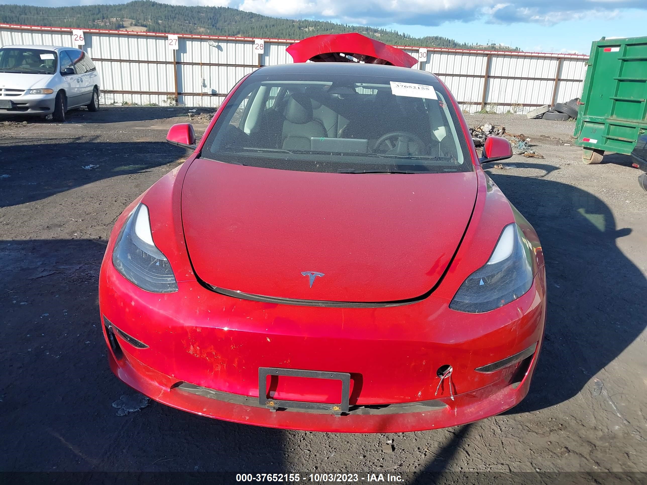 Photo 11 VIN: 5YJ3E1EA7PF385316 - TESLA MODEL 3 