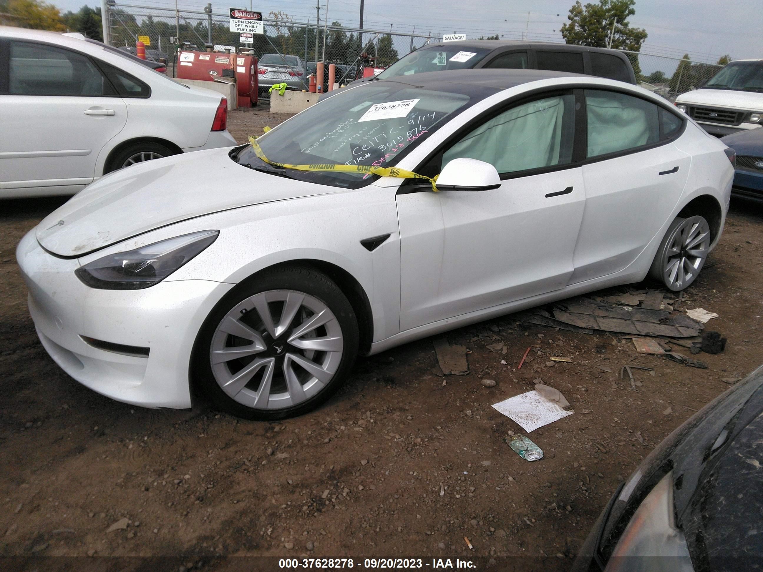 Photo 1 VIN: 5YJ3E1EA7PF426706 - TESLA MODEL 3 