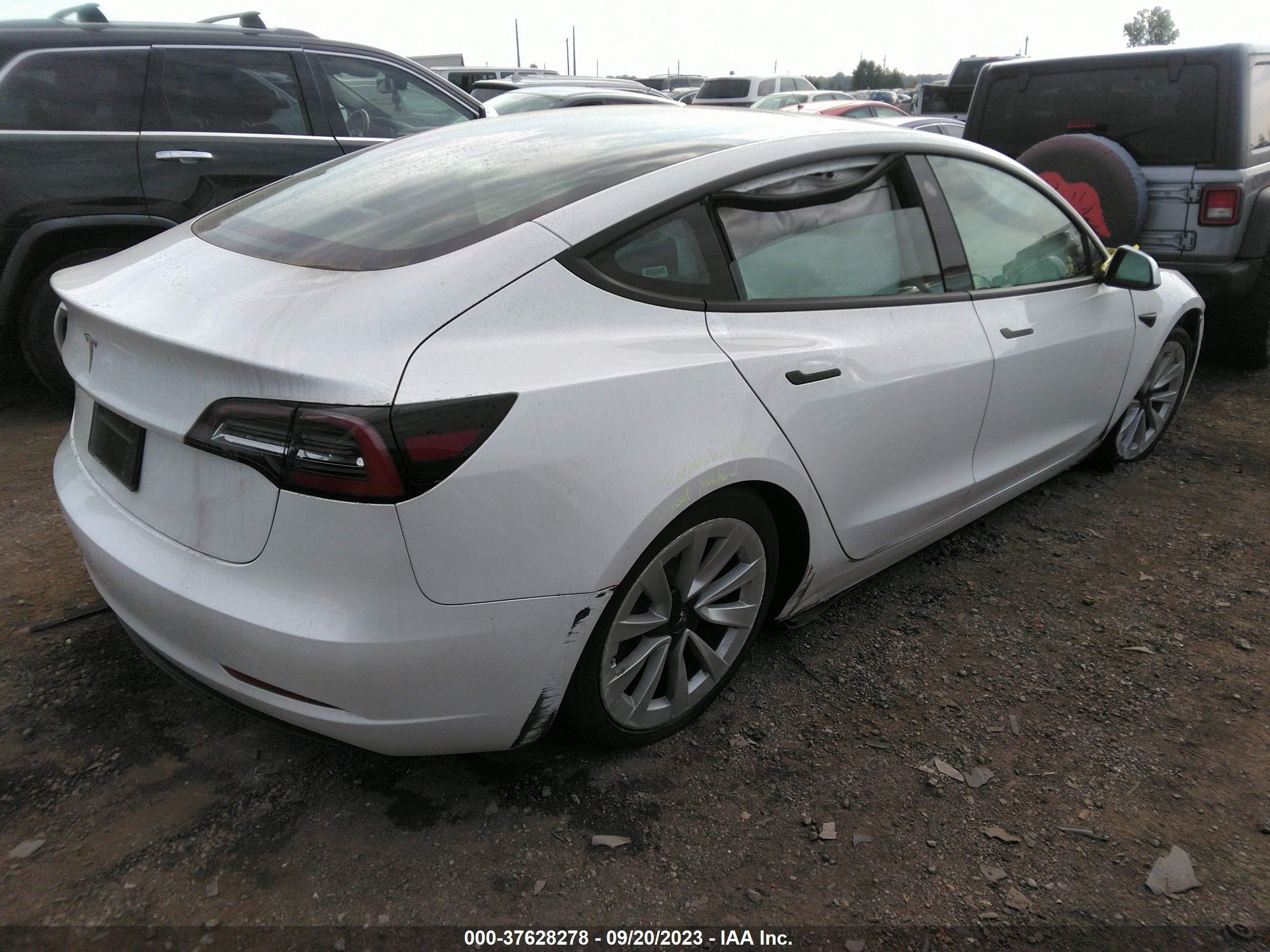 Photo 3 VIN: 5YJ3E1EA7PF426706 - TESLA MODEL 3 