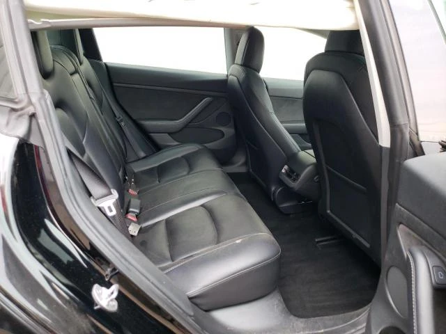 Photo 10 VIN: 5YJ3E1EA7PF451699 - TESLA MODEL 3 