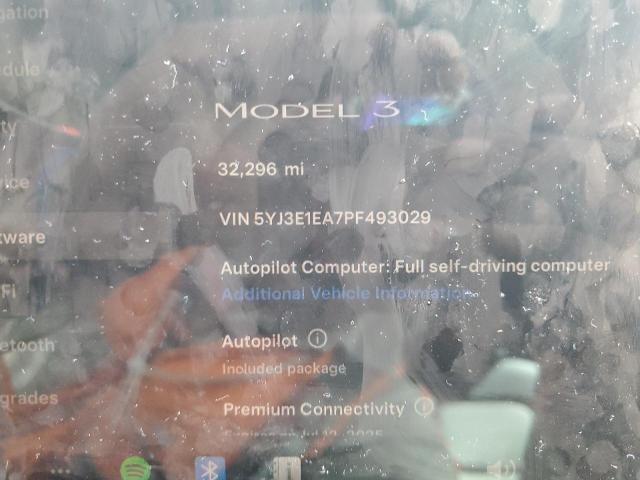 Photo 8 VIN: 5YJ3E1EA7PF493029 - TESLA MODEL 3 