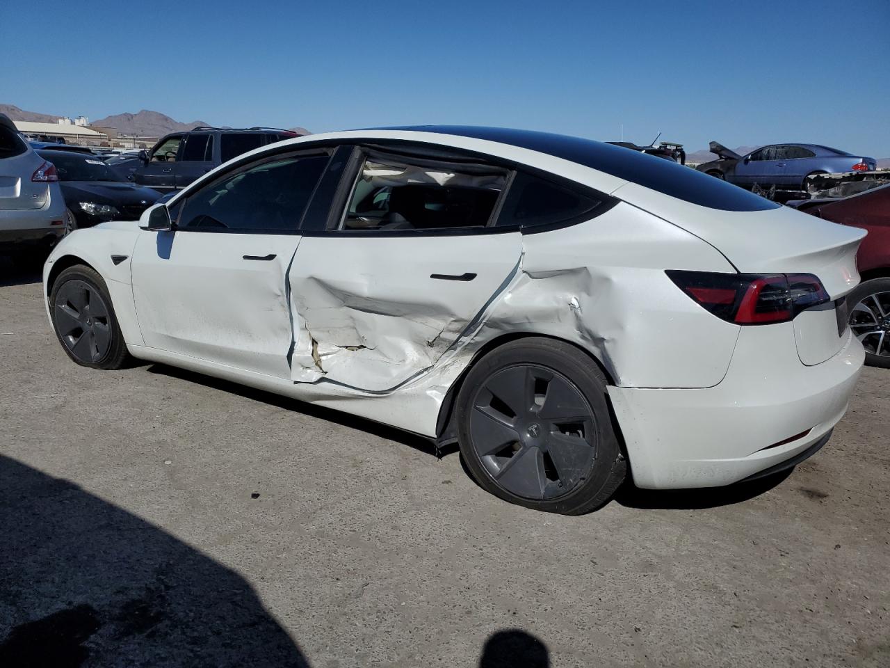 Photo 1 VIN: 5YJ3E1EA7PF516664 - TESLA MODEL 3 