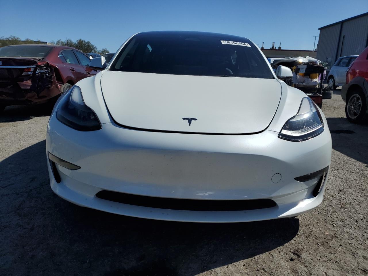 Photo 4 VIN: 5YJ3E1EA7PF516664 - TESLA MODEL 3 