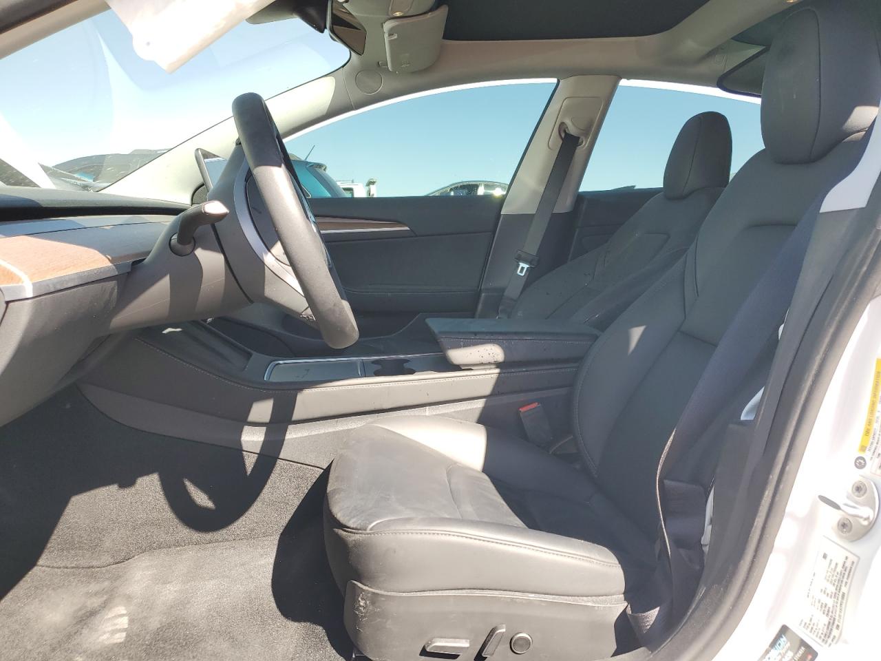 Photo 6 VIN: 5YJ3E1EA7PF516664 - TESLA MODEL 3 