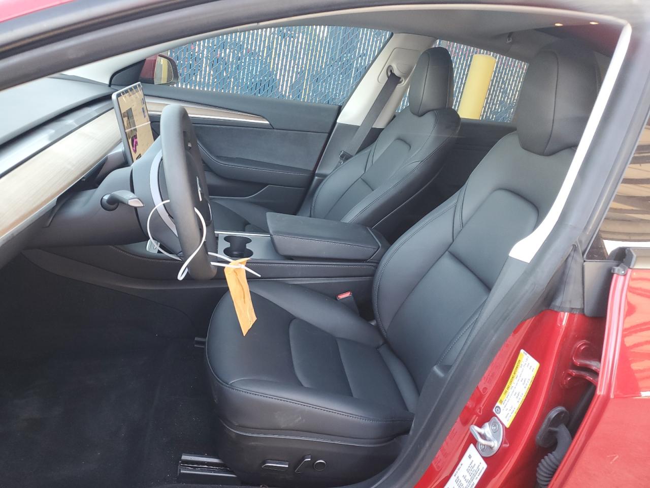 Photo 6 VIN: 5YJ3E1EA7PF563502 - TESLA MODEL 3 