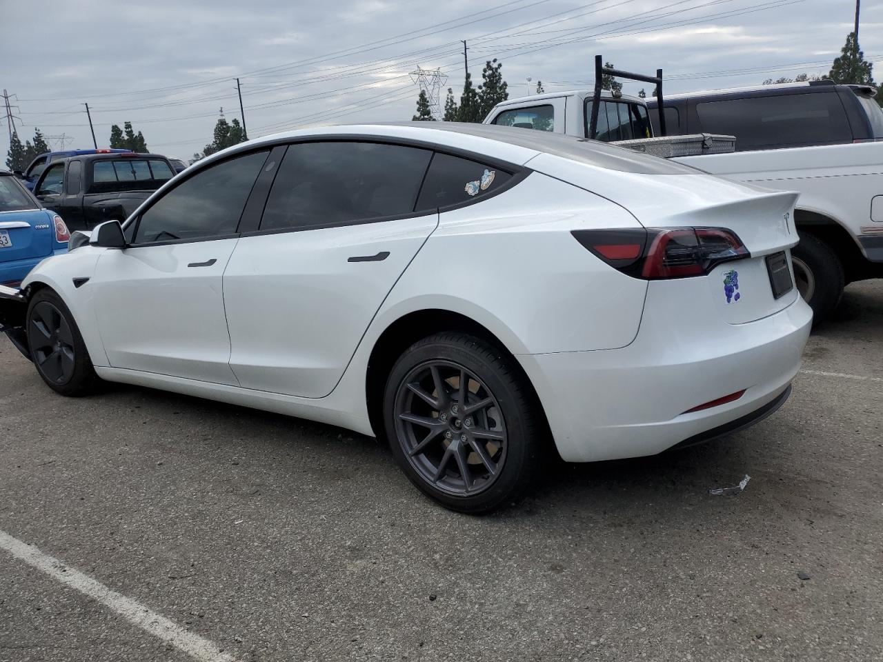 Photo 1 VIN: 5YJ3E1EA7PF618045 - TESLA MODEL 3 