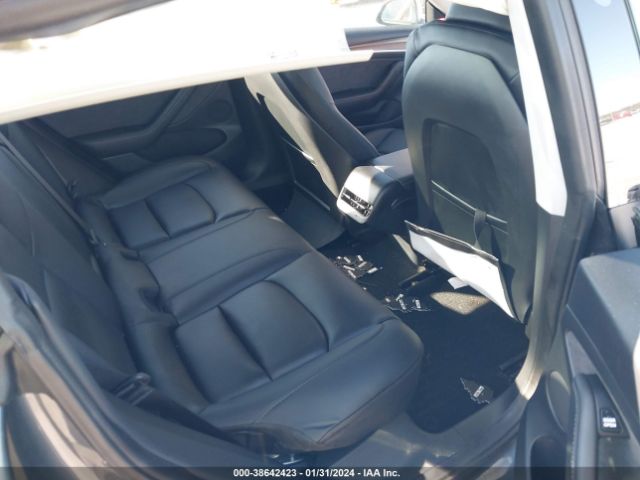 Photo 7 VIN: 5YJ3E1EA7PF651823 - TESLA MODEL 3 