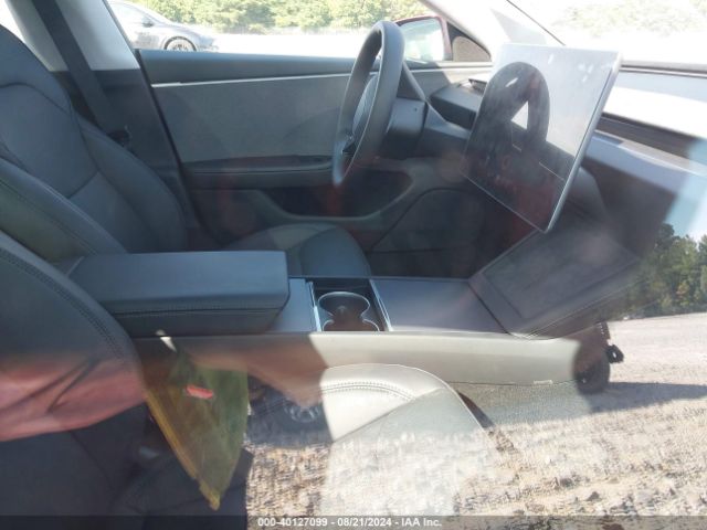 Photo 4 VIN: 5YJ3E1EA7RF734073 - TESLA MODEL 3 