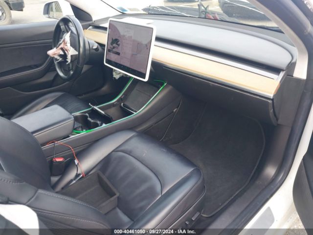 Photo 4 VIN: 5YJ3E1EA8HF001108 - TESLA MODEL 3 