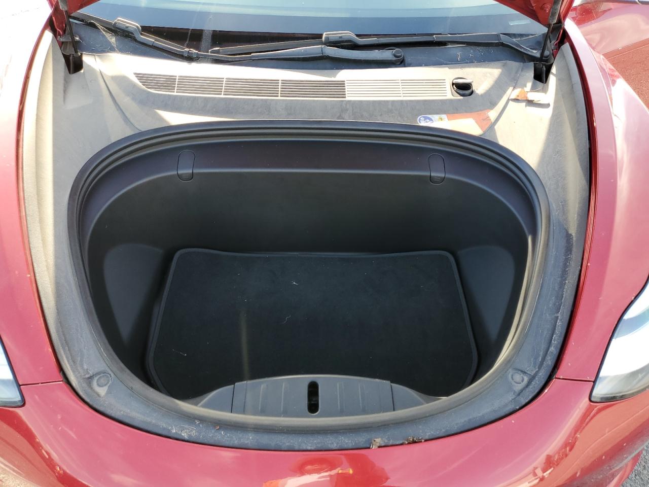 Photo 10 VIN: 5YJ3E1EA8JF008825 - TESLA MODEL 3 