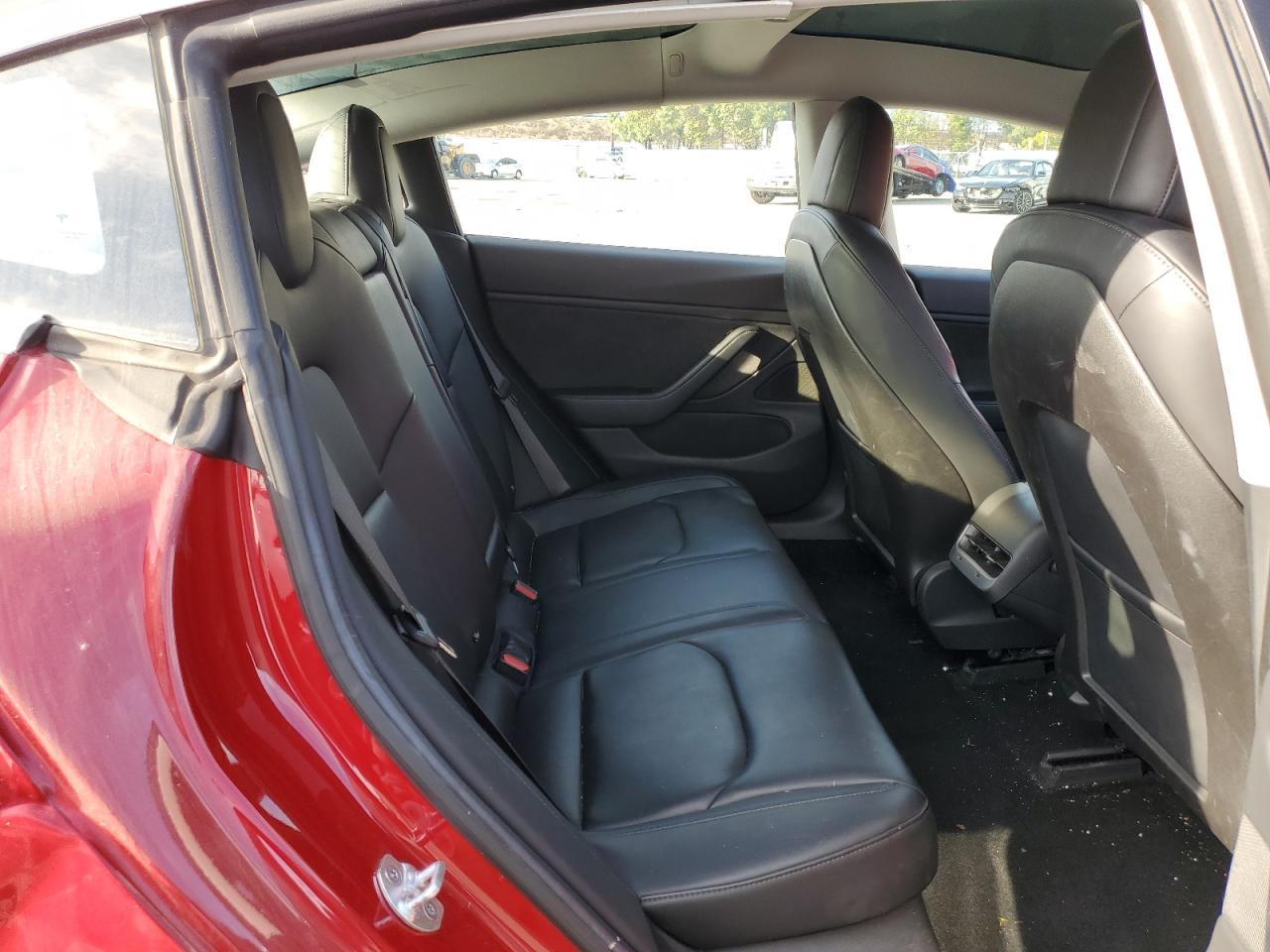 Photo 9 VIN: 5YJ3E1EA8JF008825 - TESLA MODEL 3 