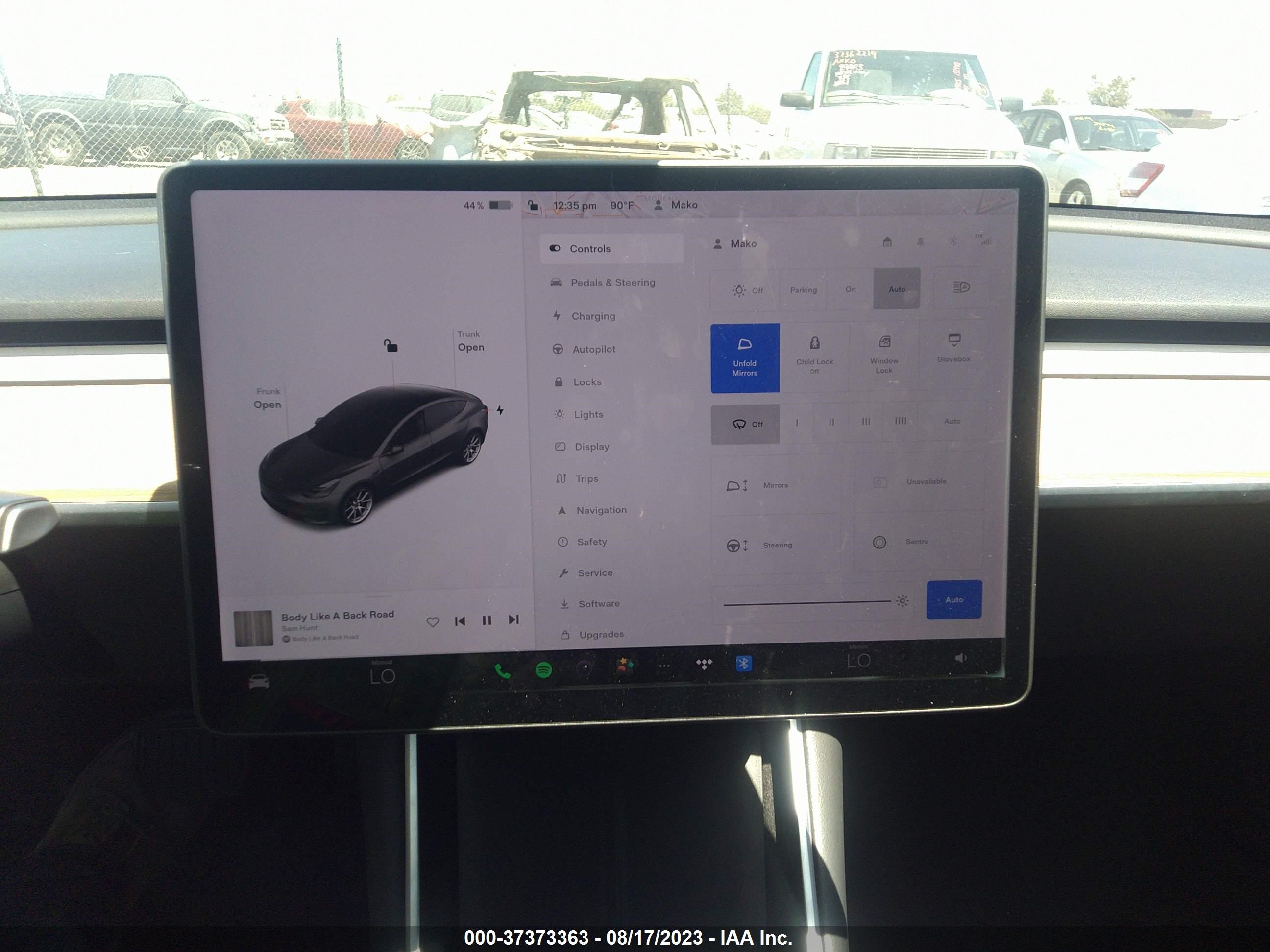 Photo 16 VIN: 5YJ3E1EA8JF009232 - TESLA MODEL 3 