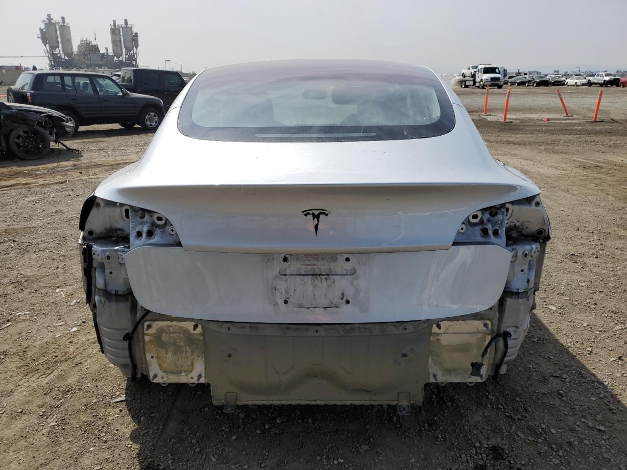 Photo 5 VIN: 5YJ3E1EA8JF012146 - TESLA MODEL 3 