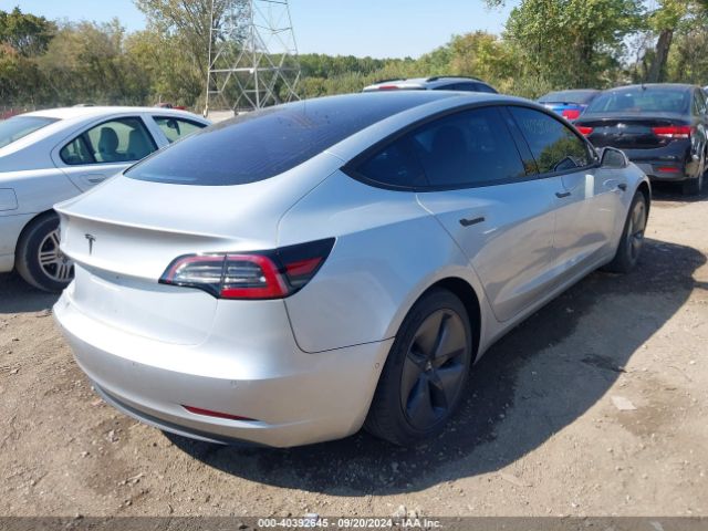 Photo 3 VIN: 5YJ3E1EA8JF037547 - TESLA MODEL 3 