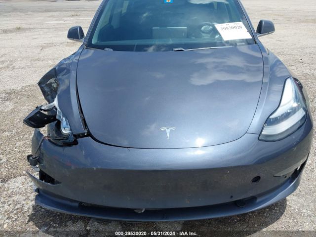 Photo 9 VIN: 5YJ3E1EA8JF041095 - TESLA MODEL 3 