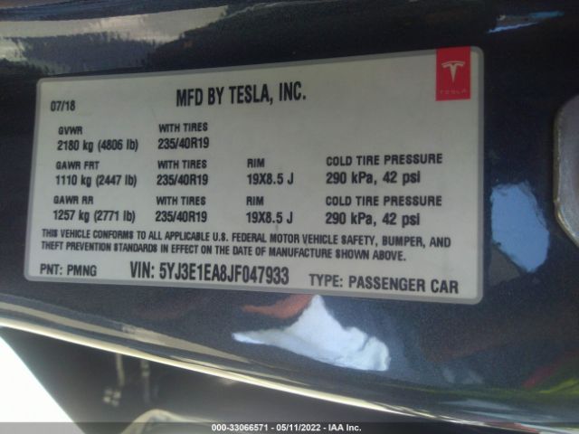 Photo 8 VIN: 5YJ3E1EA8JF047933 - TESLA MODEL 3 