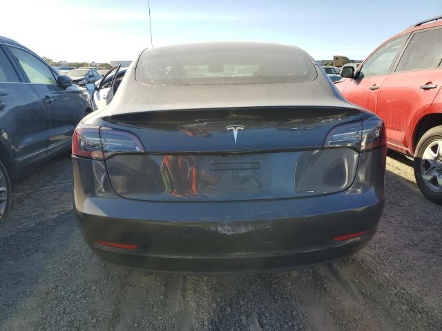 Photo 5 VIN: 5YJ3E1EA8JF060455 - TESLA MODEL 3 