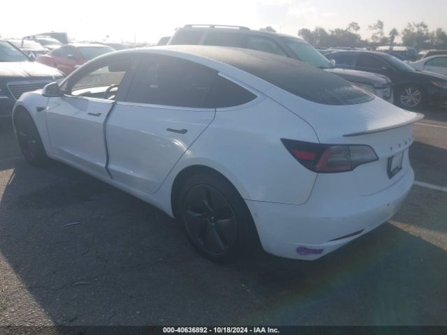 Photo 2 VIN: 5YJ3E1EA8JF062450 - TESLA MODEL 3 