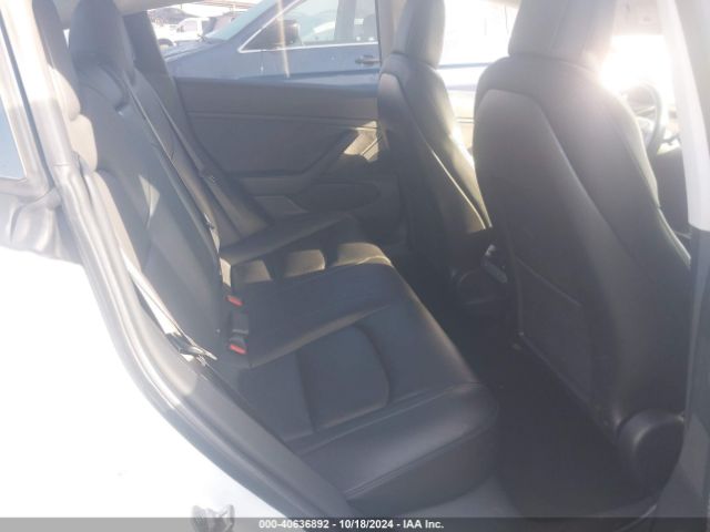 Photo 7 VIN: 5YJ3E1EA8JF062450 - TESLA MODEL 3 