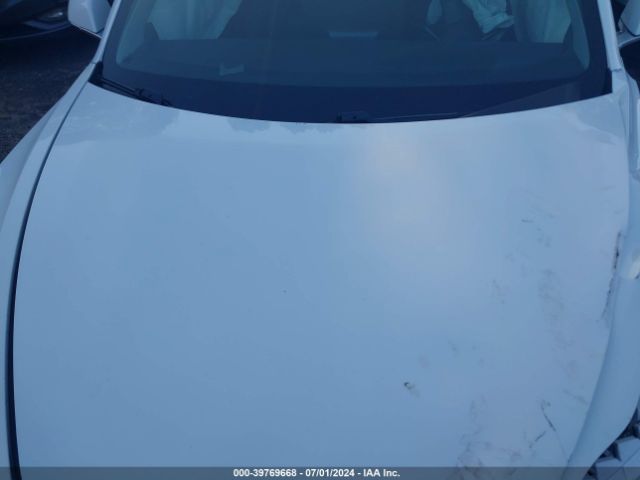 Photo 9 VIN: 5YJ3E1EA8JF063453 - TESLA MODEL 3 