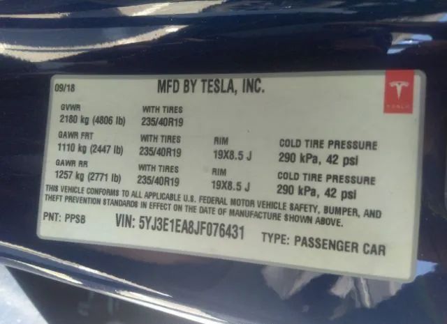 Photo 8 VIN: 5YJ3E1EA8JF076431 - TESLA MODEL 3 