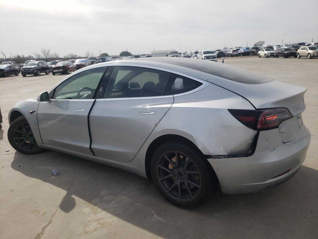 Photo 1 VIN: 5YJ3E1EA8JF098879 - TESLA MODEL 3 