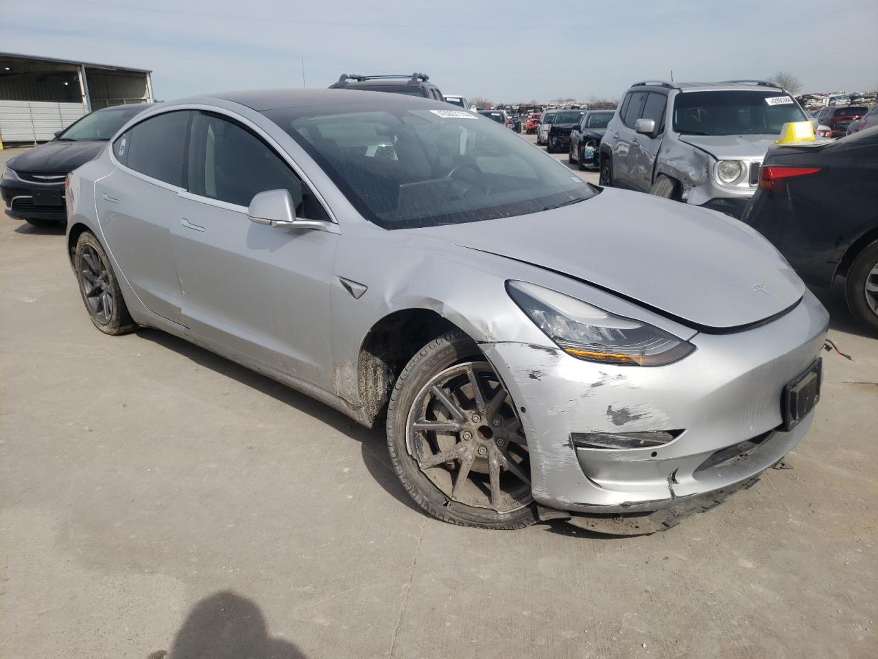 Photo 3 VIN: 5YJ3E1EA8JF098879 - TESLA MODEL 3 