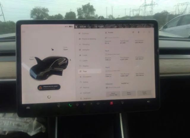 Photo 6 VIN: 5YJ3E1EA8JF136370 - TESLA MODEL 3 