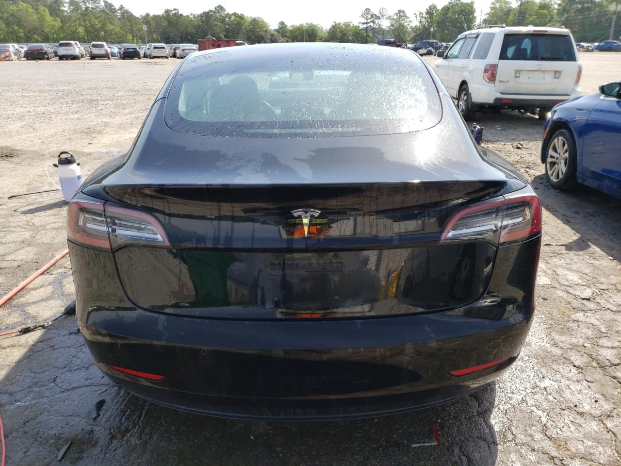 Photo 5 VIN: 5YJ3E1EA8JF156506 - TESLA MODEL 3 