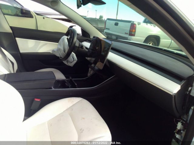 Photo 4 VIN: 5YJ3E1EA8JF169479 - TESLA MODEL 3 