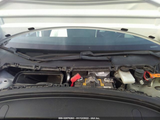 Photo 9 VIN: 5YJ3E1EA8JF169479 - TESLA MODEL 3 