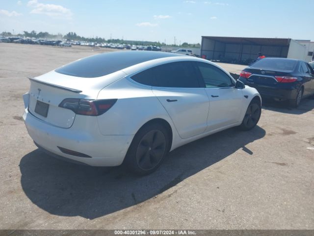 Photo 3 VIN: 5YJ3E1EA8KF302064 - TESLA MODEL 3 