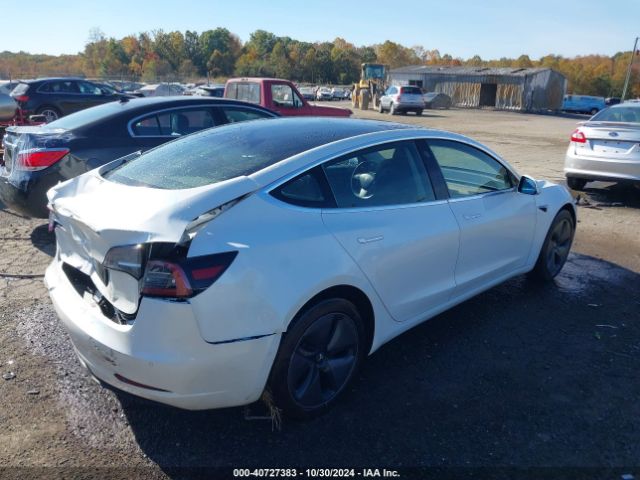 Photo 3 VIN: 5YJ3E1EA8KF309743 - TESLA MODEL 3 