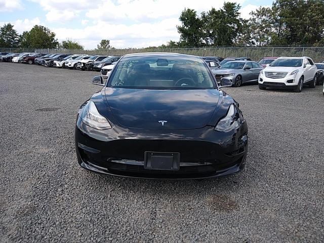 Photo 11 VIN: 5YJ3E1EA8KF311024 - TESLA MODEL 3 