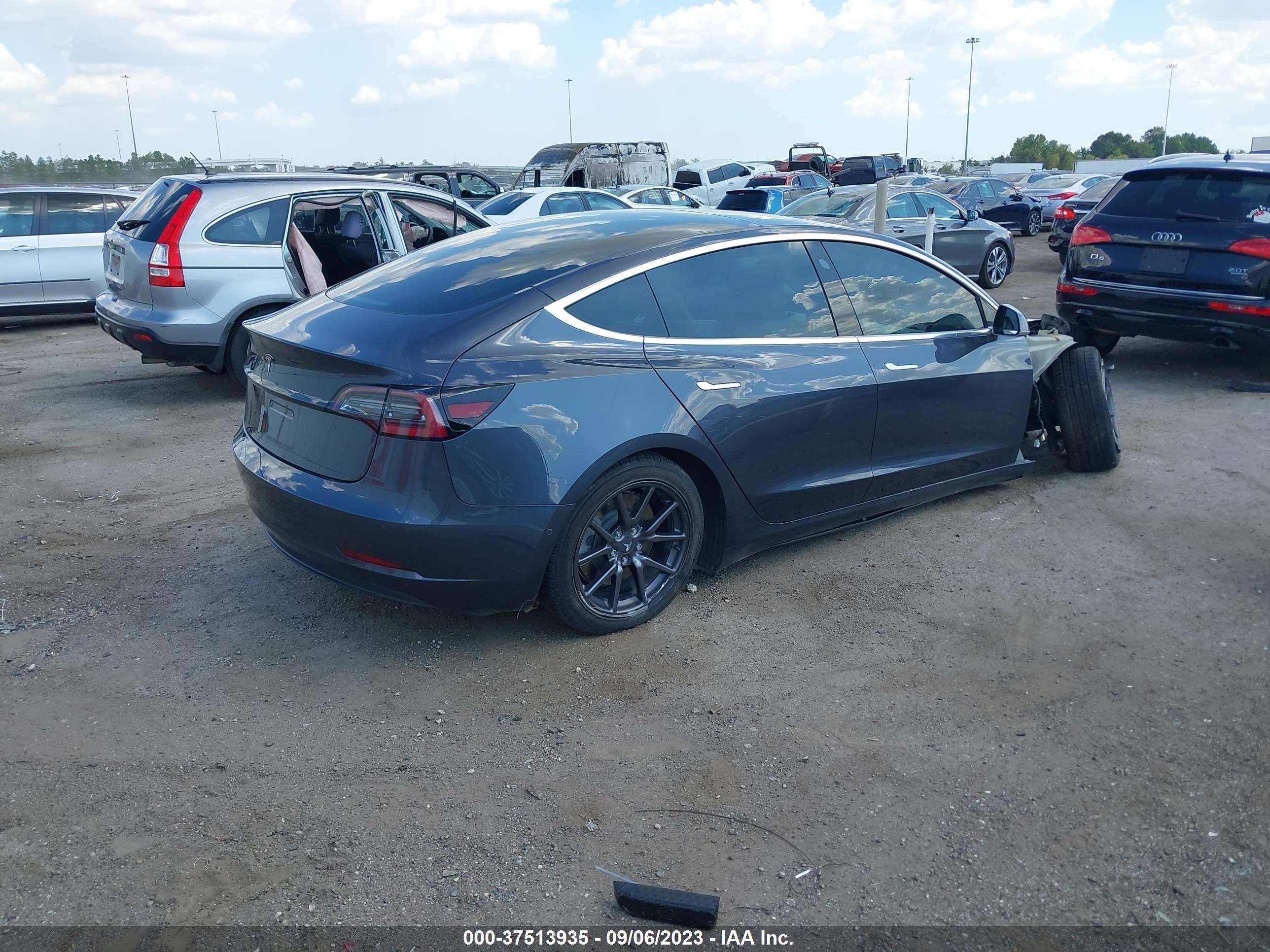 Photo 3 VIN: 5YJ3E1EA8KF314957 - TESLA MODEL 3 