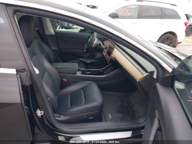 Photo 4 VIN: 5YJ3E1EA8KF406358 - TESLA MODEL 3 