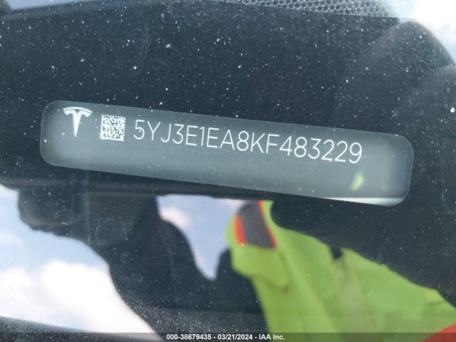 Photo 8 VIN: 5YJ3E1EA8KF483229 - TESLA MODEL 3 