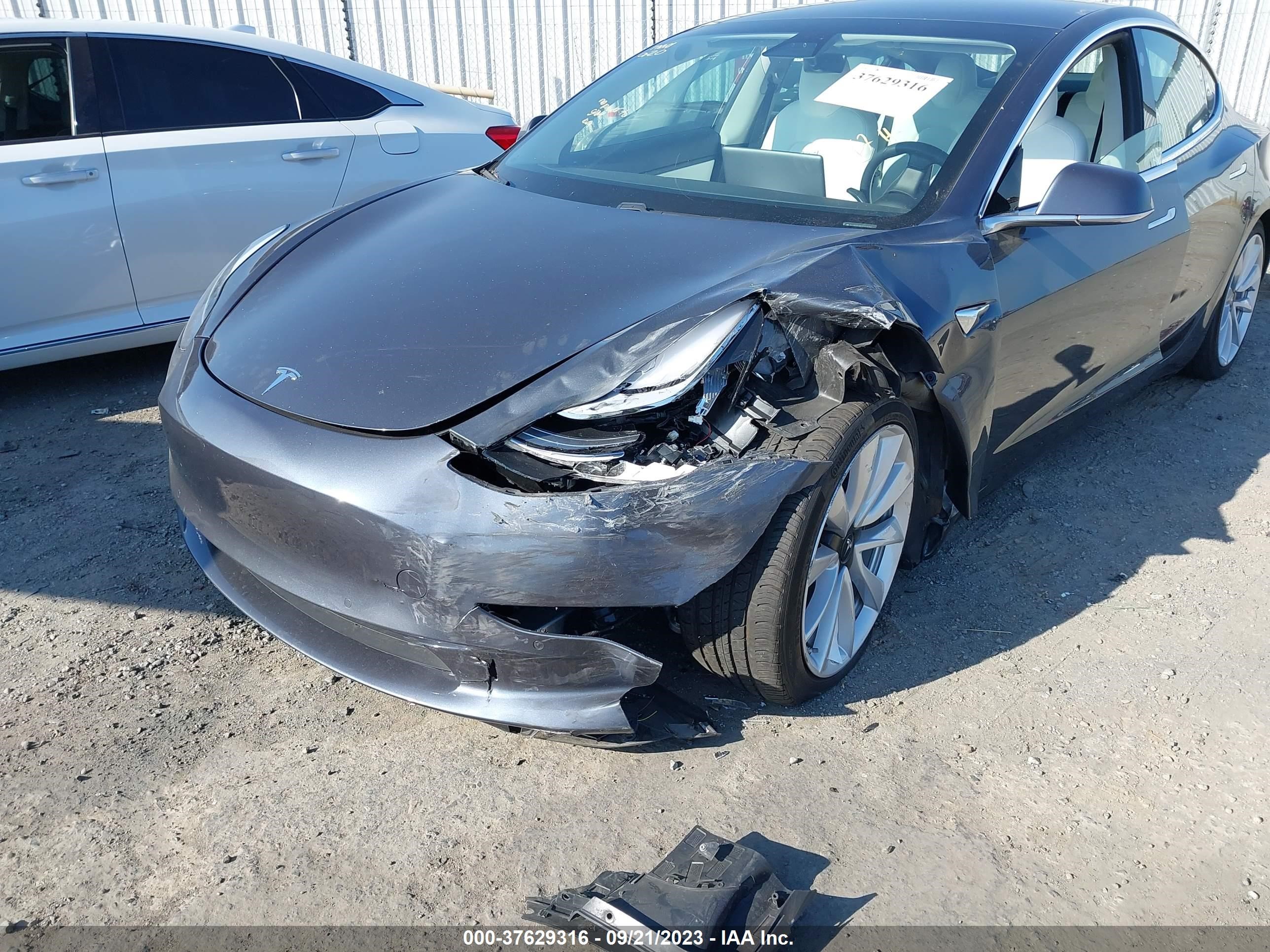 Photo 5 VIN: 5YJ3E1EA8LF744098 - TESLA MODEL 3 