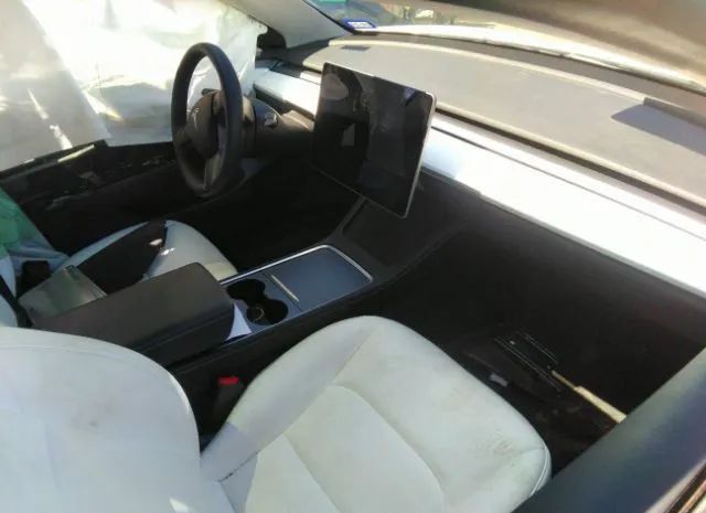 Photo 4 VIN: 5YJ3E1EA8MF098546 - TESLA MODEL 3 