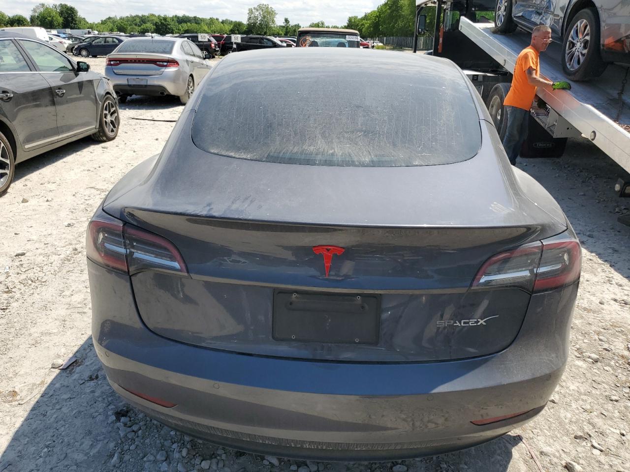 Photo 5 VIN: 5YJ3E1EA8MF963306 - TESLA MODEL 3 