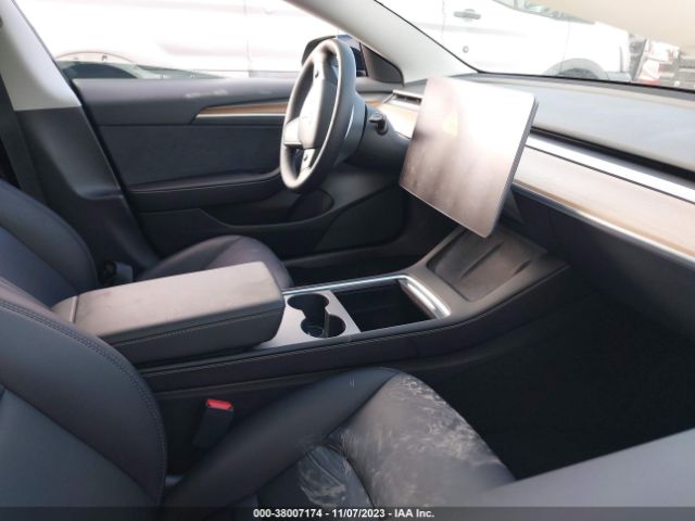 Photo 4 VIN: 5YJ3E1EA8NF358980 - TESLA MODEL 3 