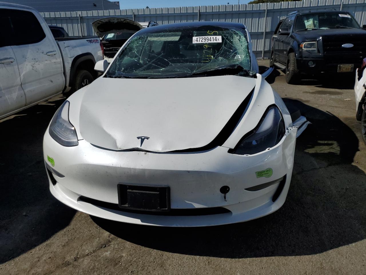 Photo 4 VIN: 5YJ3E1EA8PF430425 - TESLA MODEL 3 