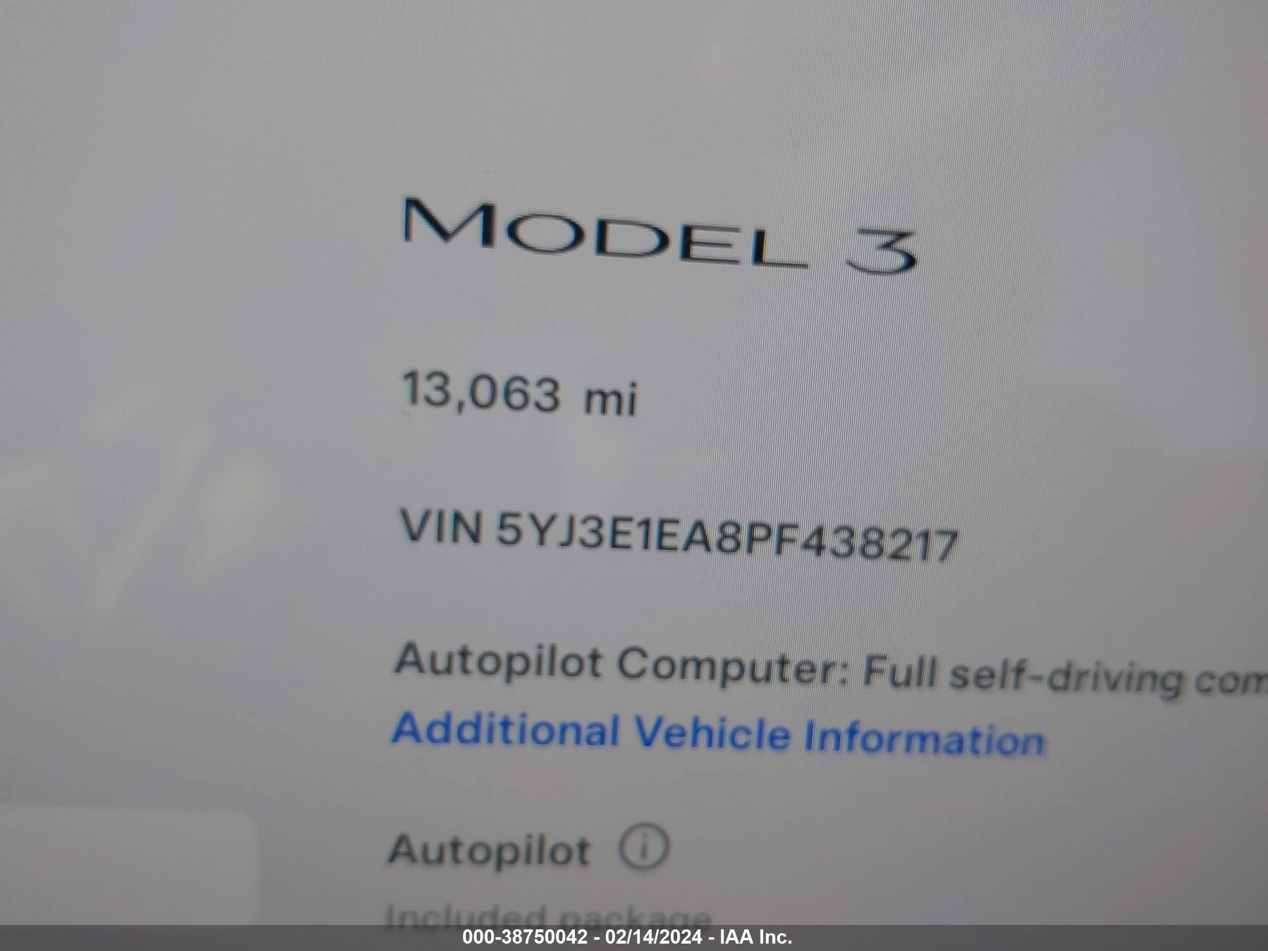 Photo 14 VIN: 5YJ3E1EA8PF438217 - TESLA MODEL 3 