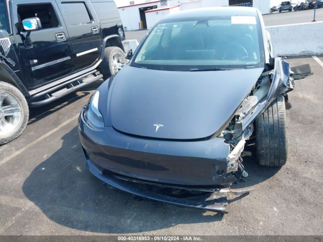 Photo 5 VIN: 5YJ3E1EA8PF462596 - TESLA MODEL 3 