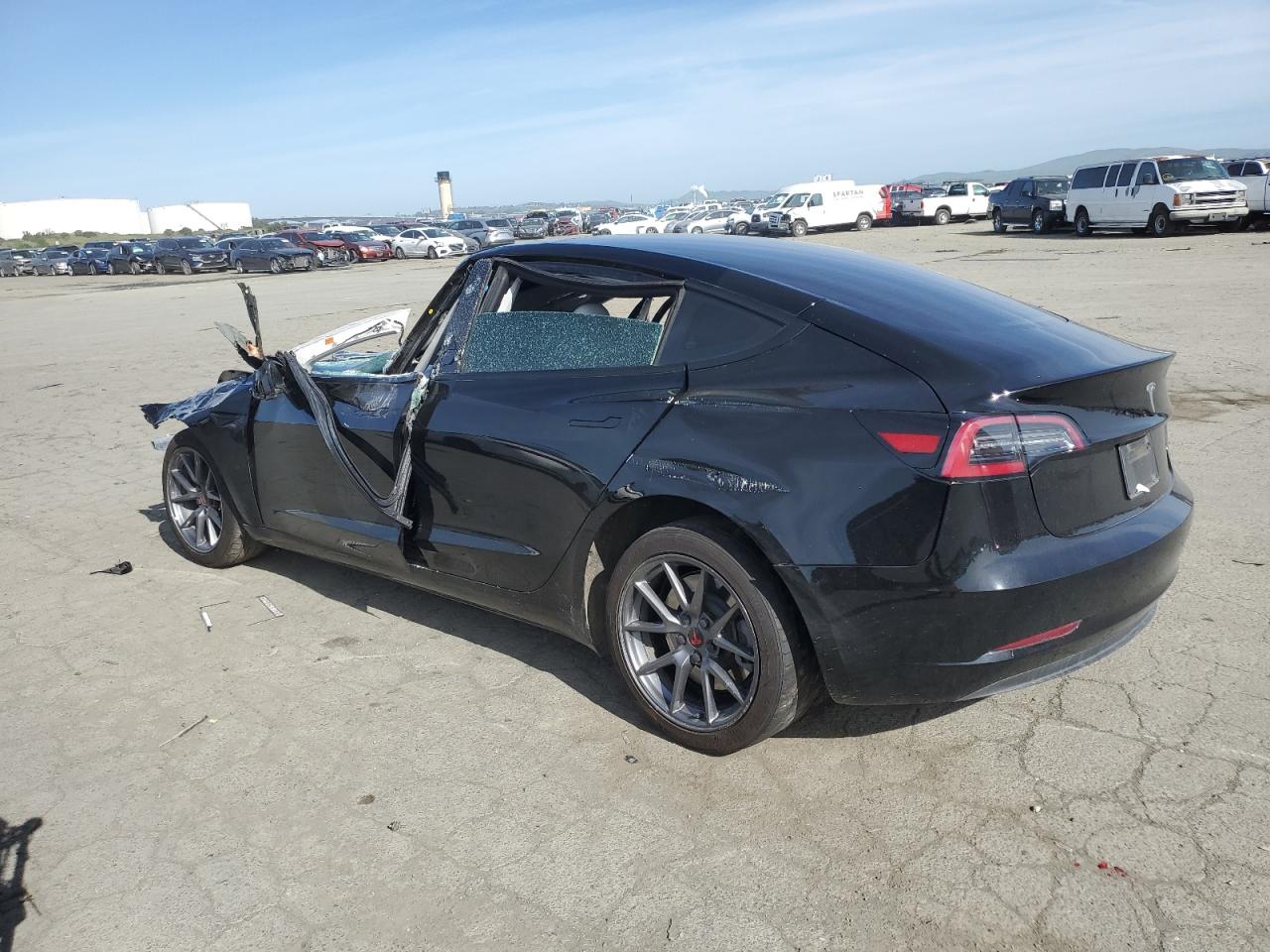 Photo 1 VIN: 5YJ3E1EA8PF467345 - TESLA MODEL 3 