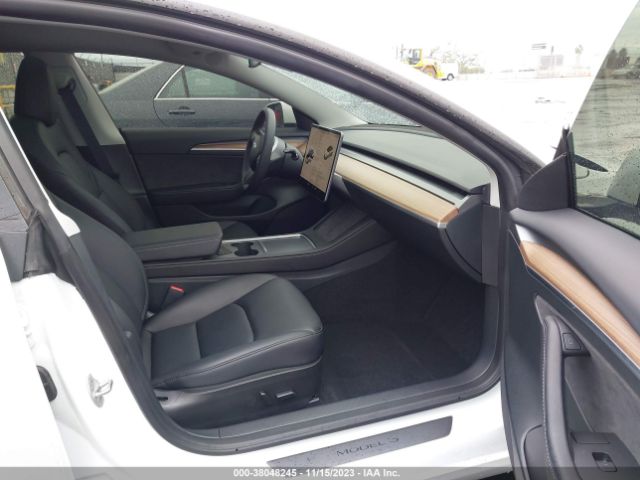 Photo 4 VIN: 5YJ3E1EA8PF513692 - TESLA MODEL 3 